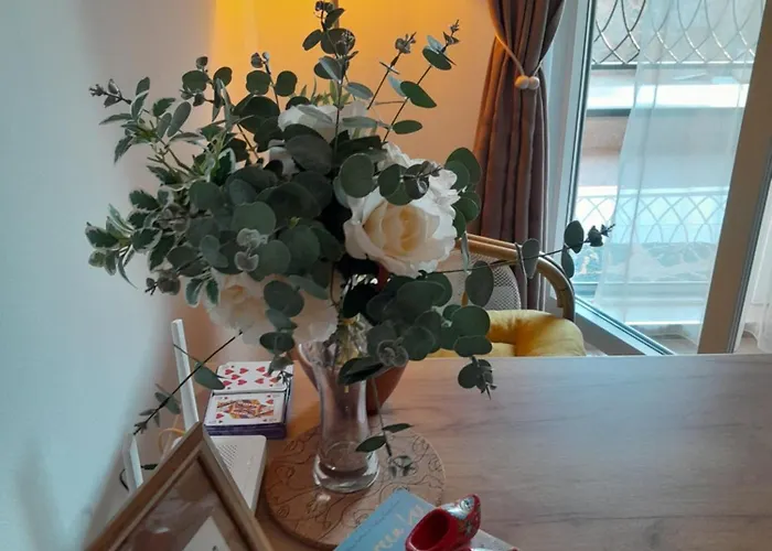 Rosa Brandis Cozy Apartament